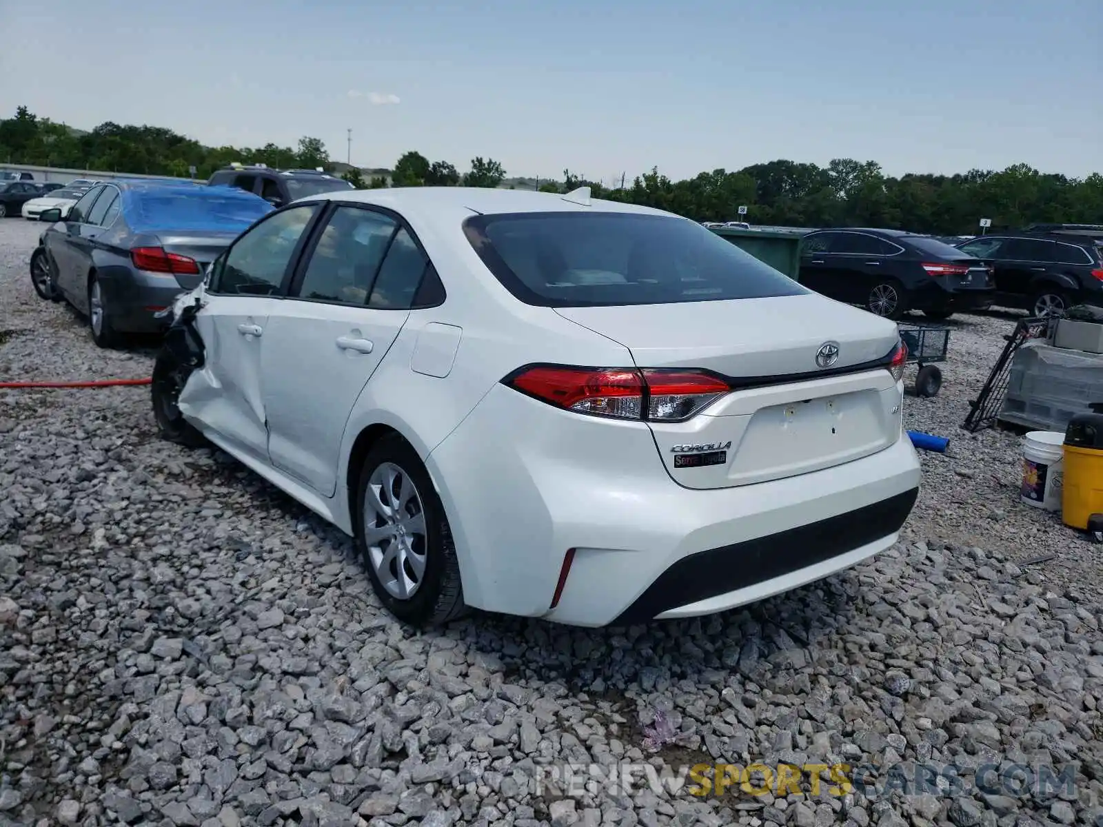 3 Photograph of a damaged car 5YFEPRAE5LP117843 TOYOTA COROLLA 2020