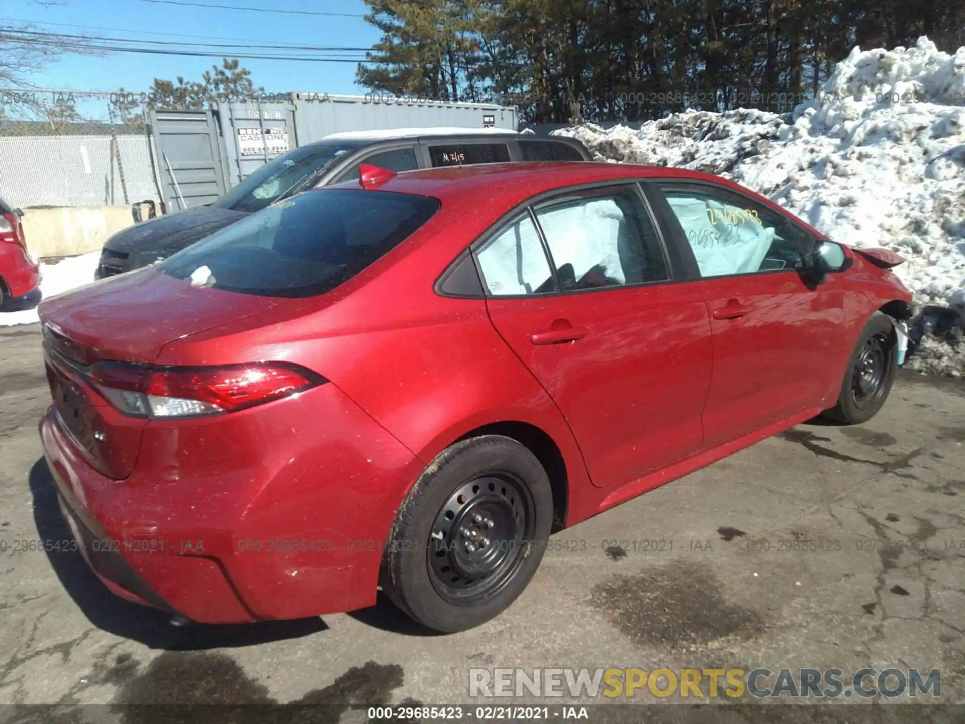 4 Photograph of a damaged car 5YFEPRAE5LP118815 TOYOTA COROLLA 2020