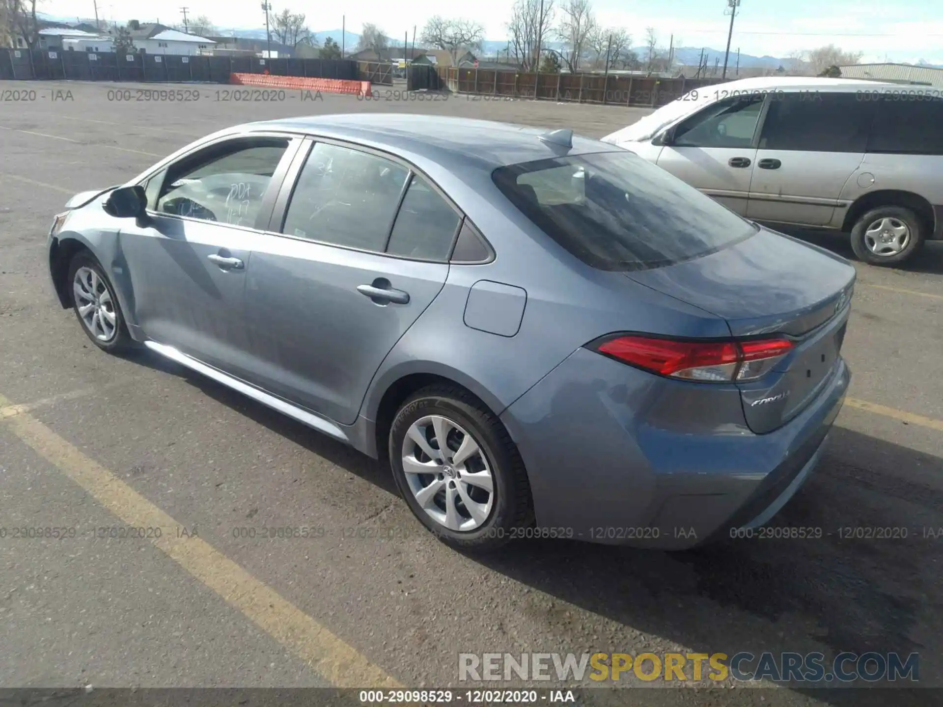 3 Photograph of a damaged car 5YFEPRAE5LP120354 TOYOTA COROLLA 2020