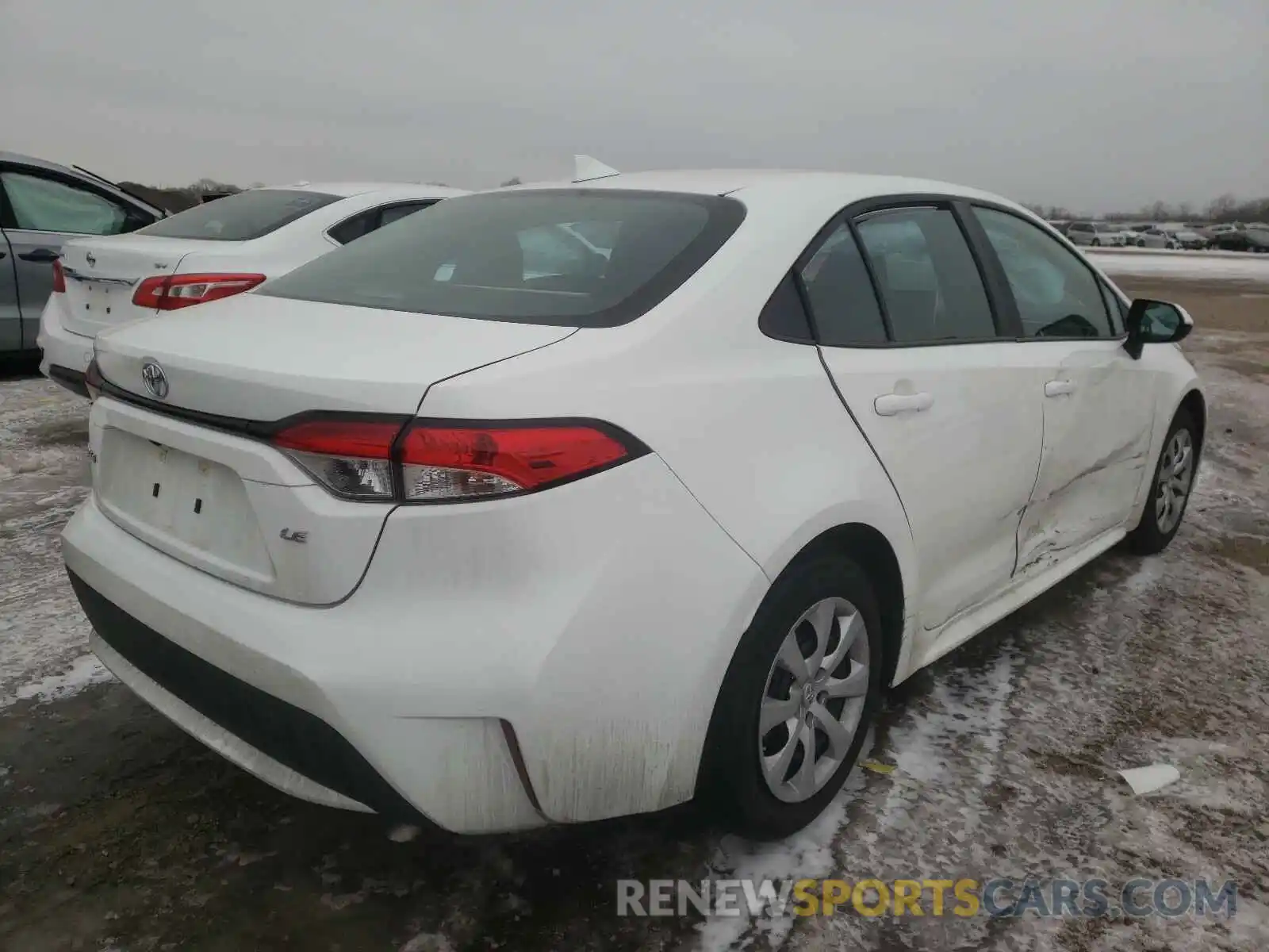 4 Photograph of a damaged car 5YFEPRAE5LP120659 TOYOTA COROLLA 2020