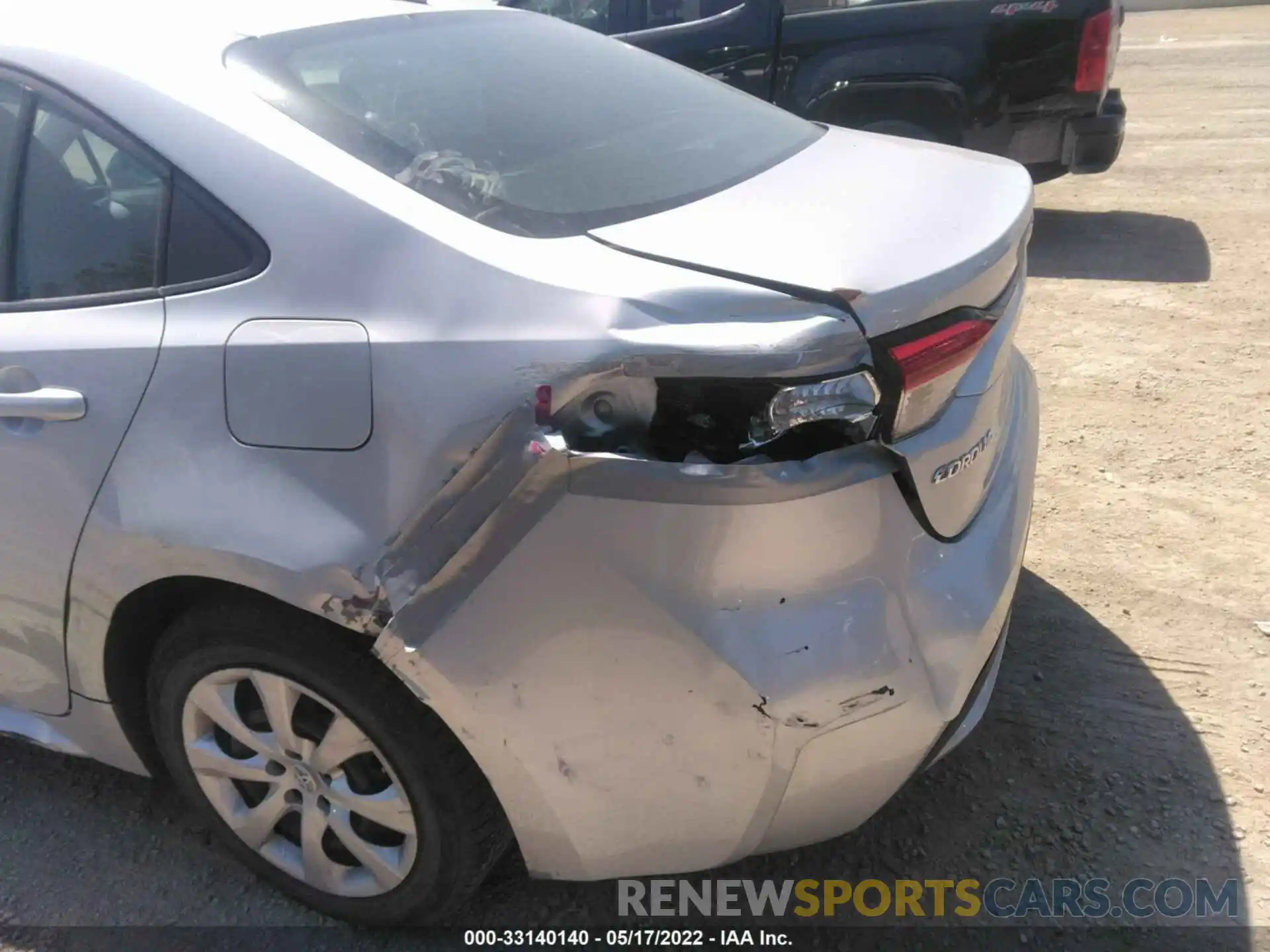 6 Photograph of a damaged car 5YFEPRAE5LP121410 TOYOTA COROLLA 2020