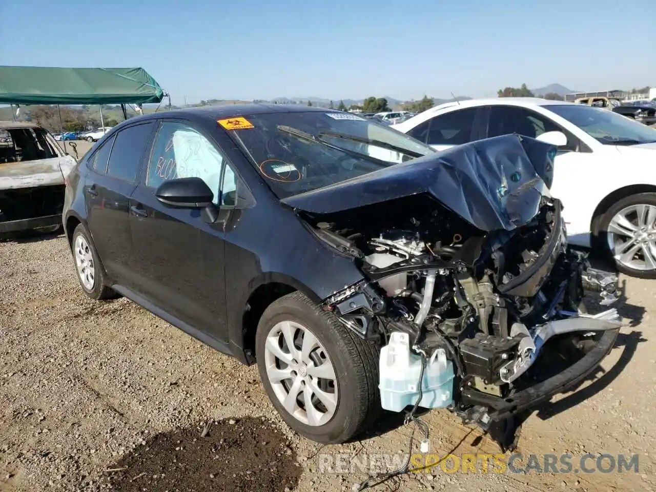 1 Photograph of a damaged car 5YFEPRAE5LP121441 TOYOTA COROLLA 2020