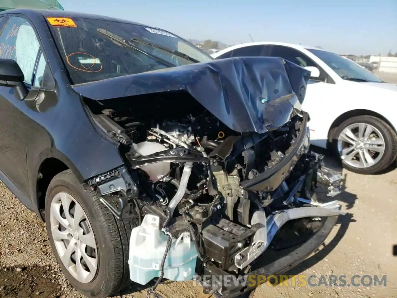 9 Photograph of a damaged car 5YFEPRAE5LP121441 TOYOTA COROLLA 2020