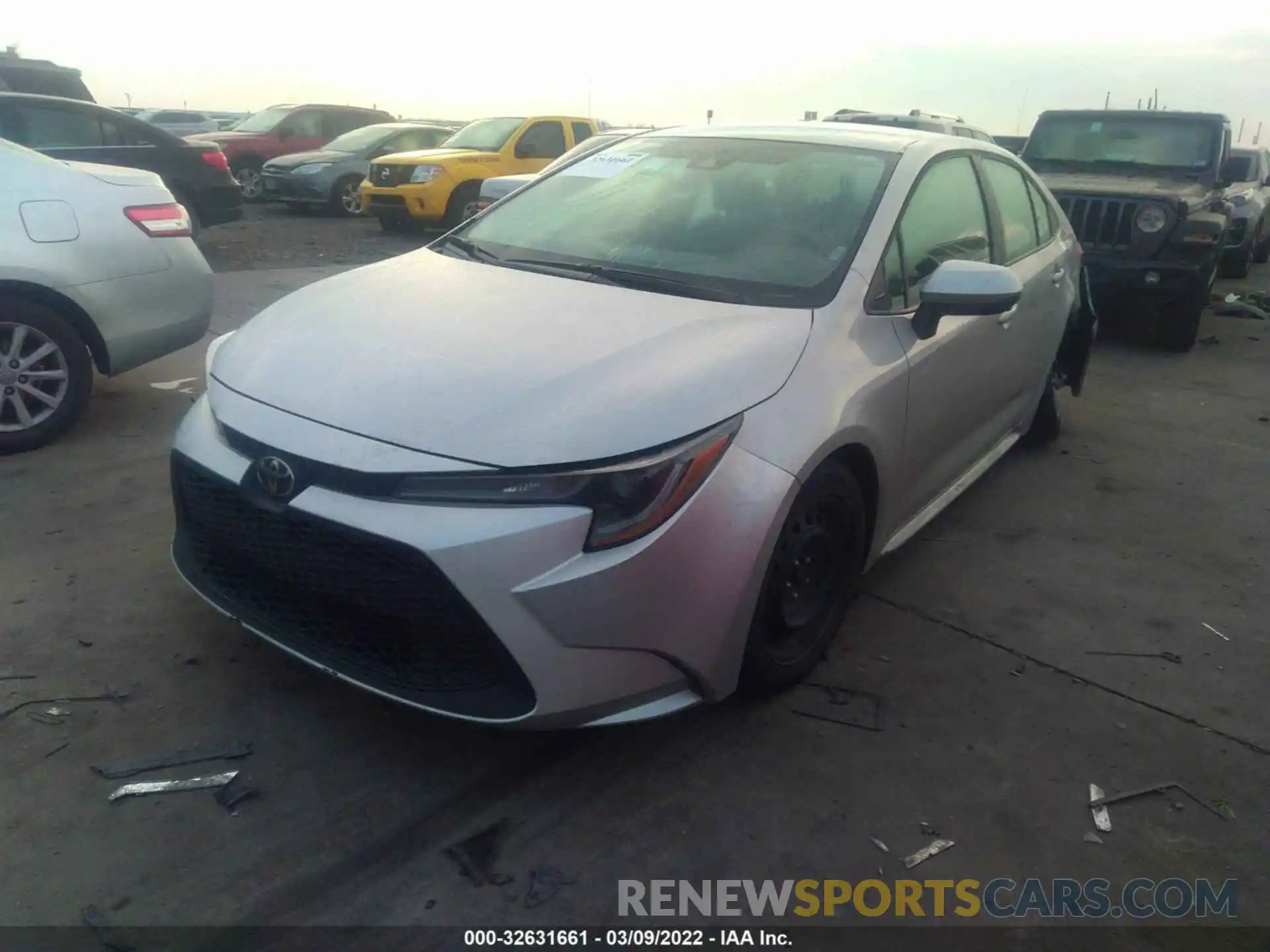 2 Photograph of a damaged car 5YFEPRAE5LP121469 TOYOTA COROLLA 2020