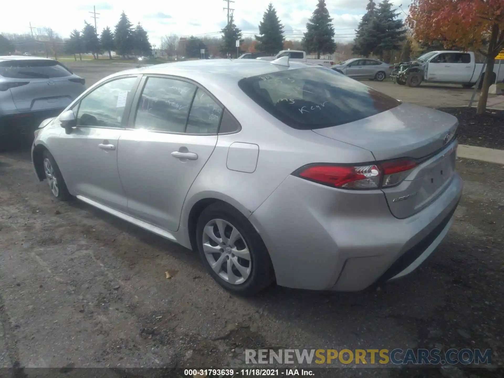 3 Photograph of a damaged car 5YFEPRAE5LP121553 TOYOTA COROLLA 2020