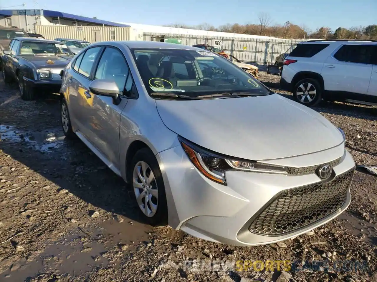 1 Photograph of a damaged car 5YFEPRAE5LP121942 TOYOTA COROLLA 2020