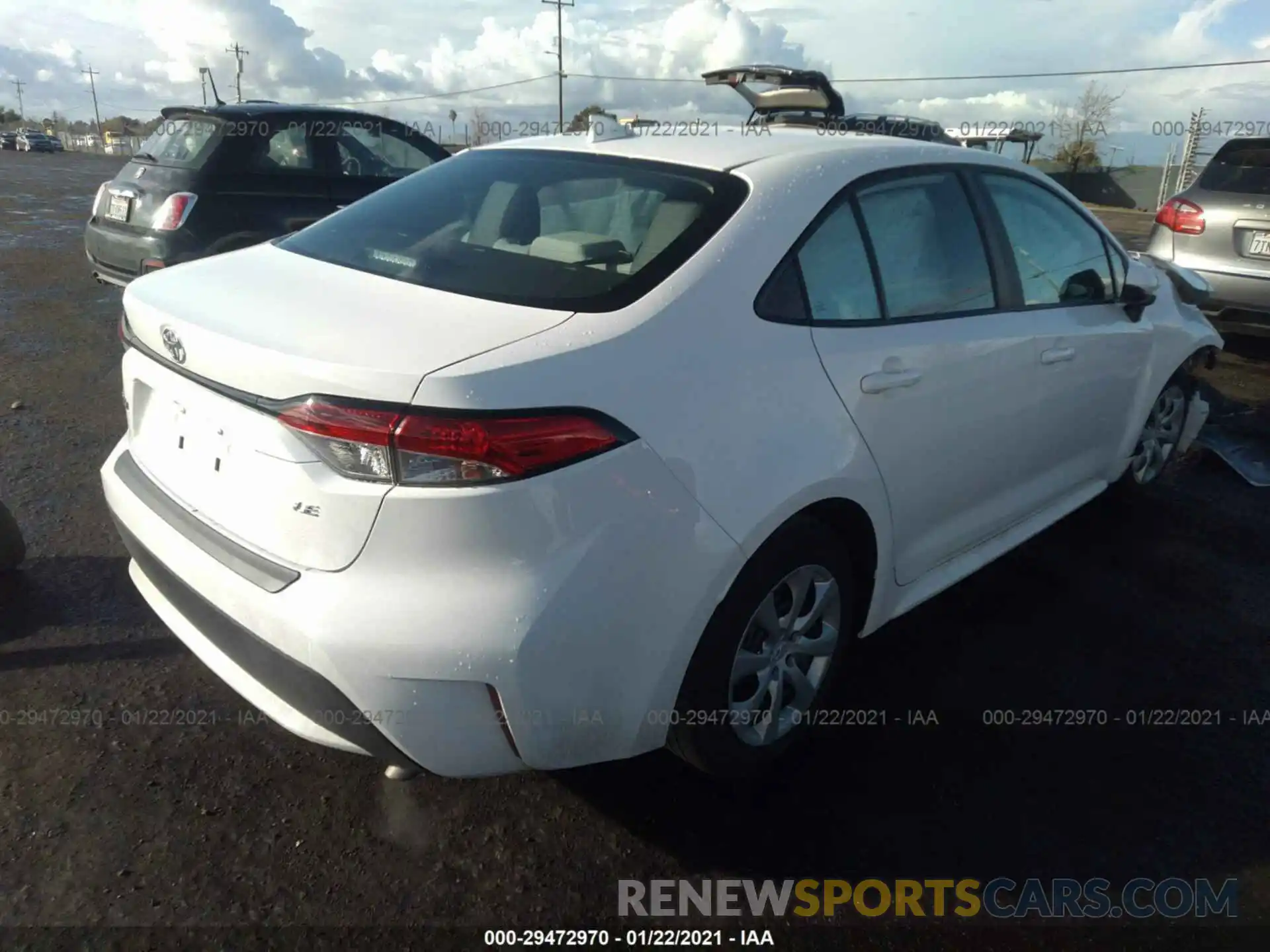 4 Photograph of a damaged car 5YFEPRAE5LP122265 TOYOTA COROLLA 2020