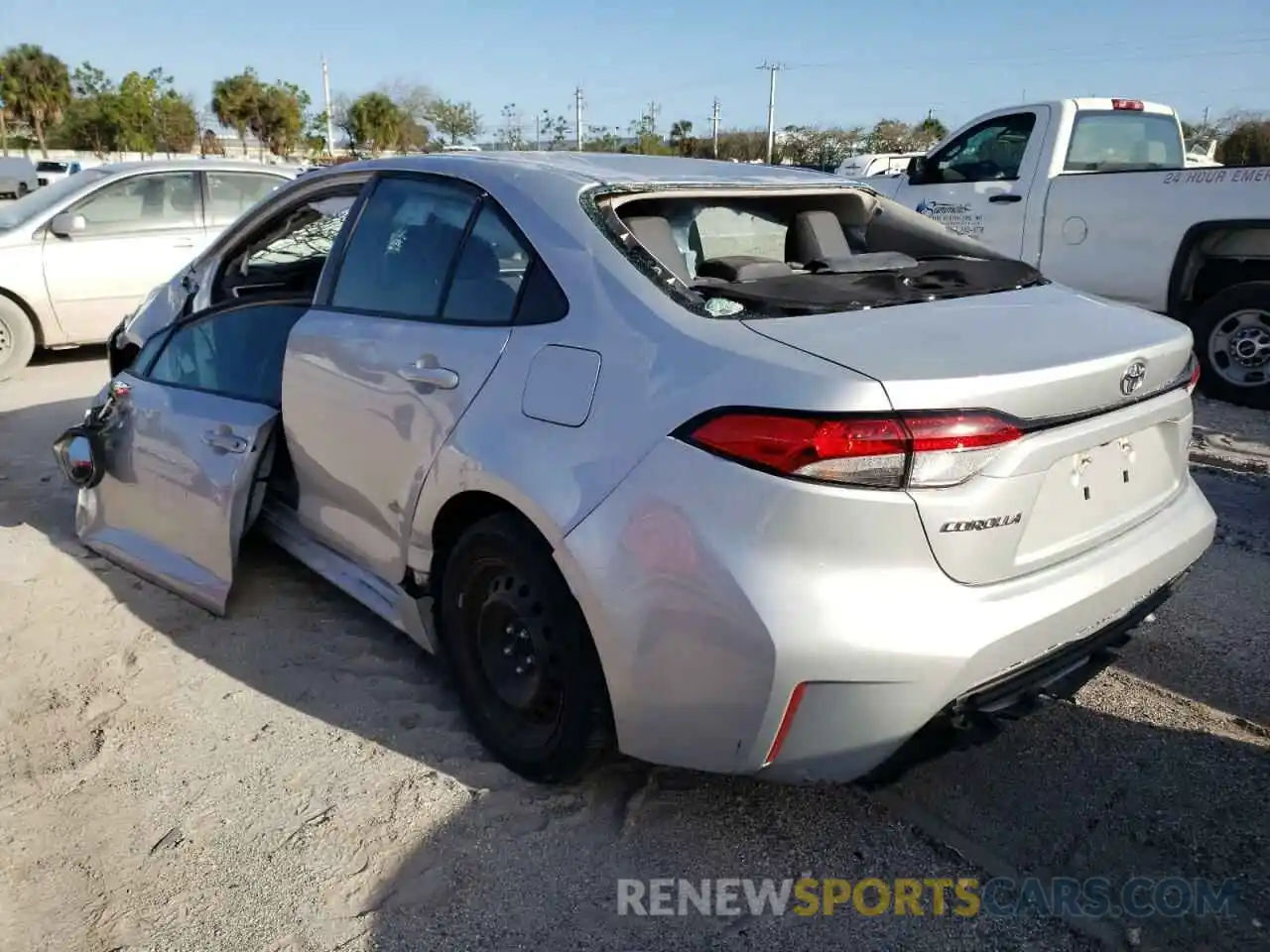 3 Photograph of a damaged car 5YFEPRAE5LP122606 TOYOTA COROLLA 2020