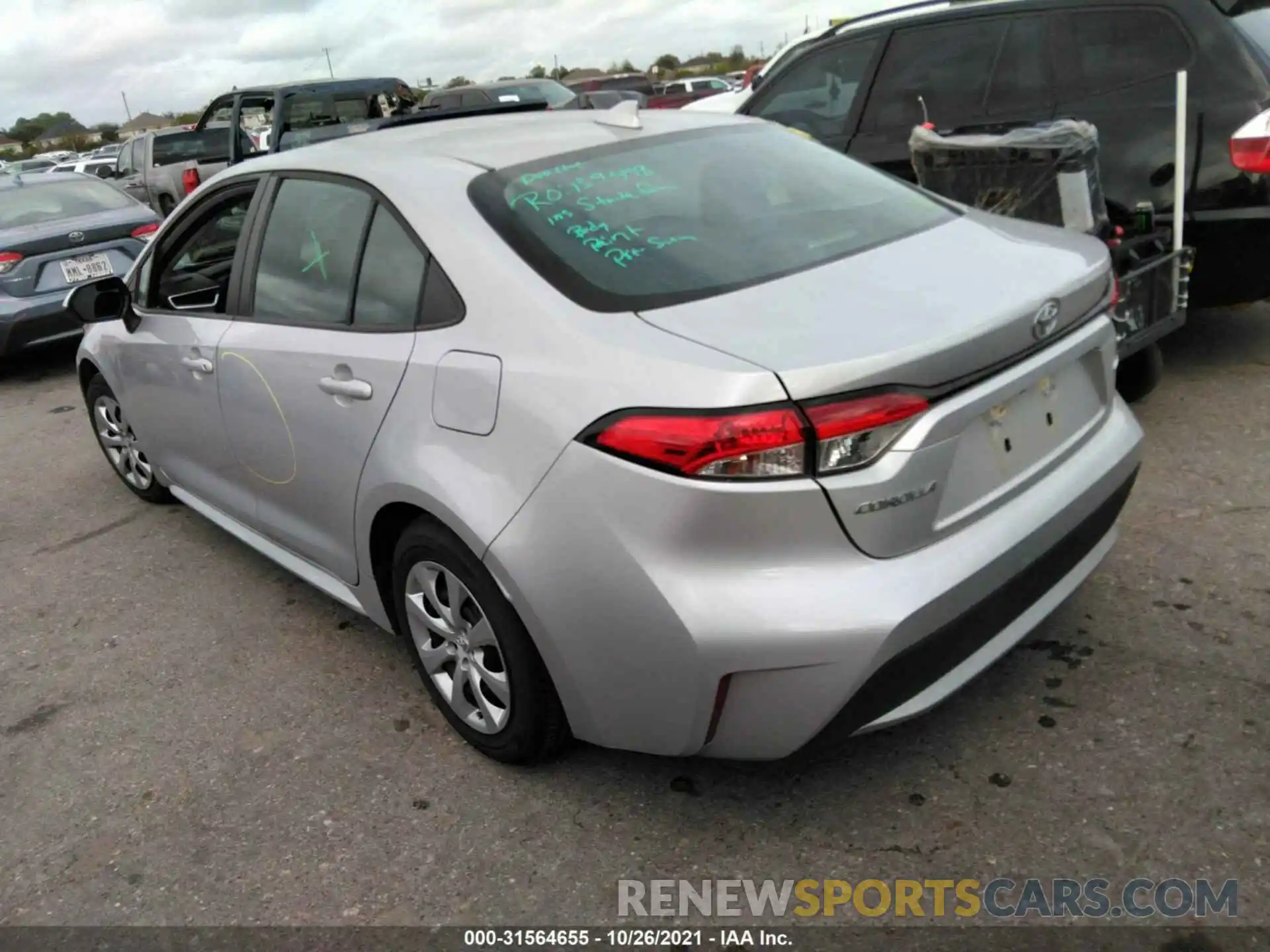 3 Photograph of a damaged car 5YFEPRAE5LP122962 TOYOTA COROLLA 2020