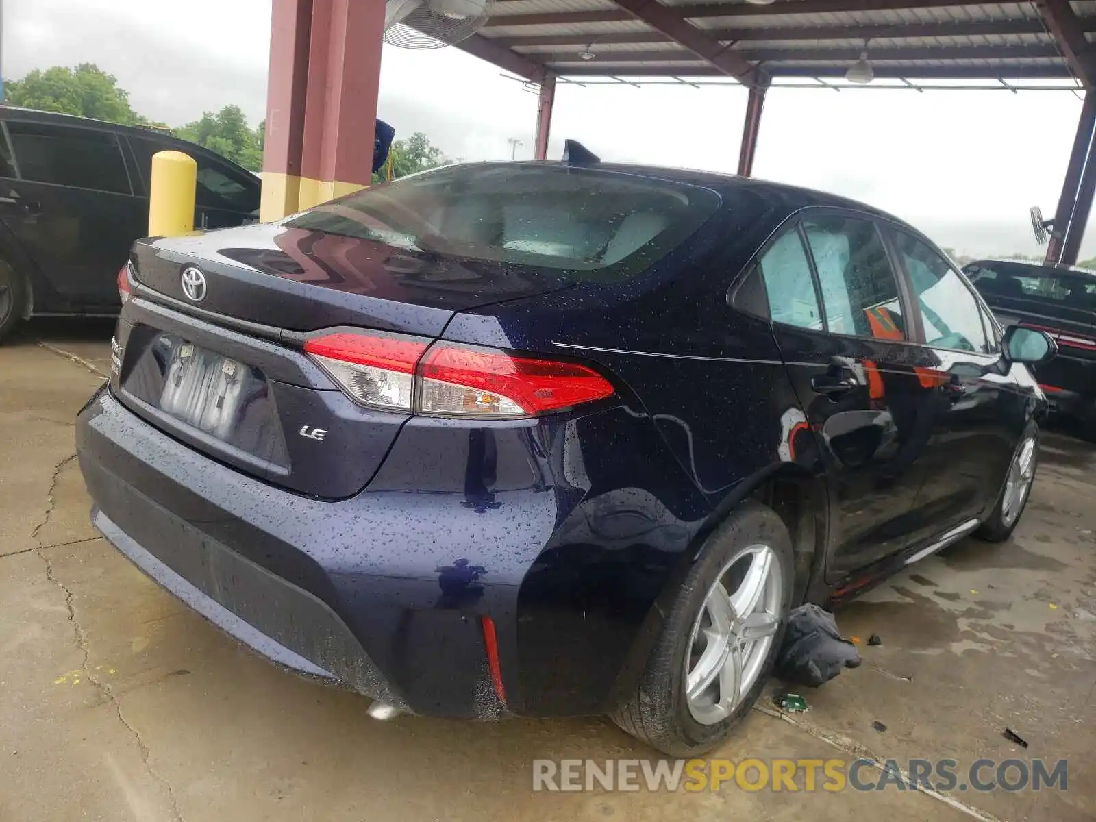 4 Photograph of a damaged car 5YFEPRAE5LP124811 TOYOTA COROLLA 2020