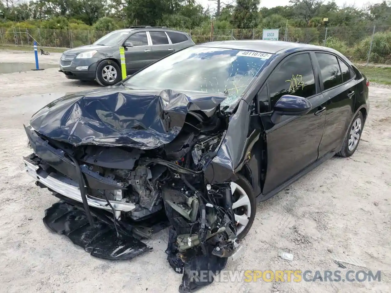 2 Photograph of a damaged car 5YFEPRAE5LP125750 TOYOTA COROLLA 2020