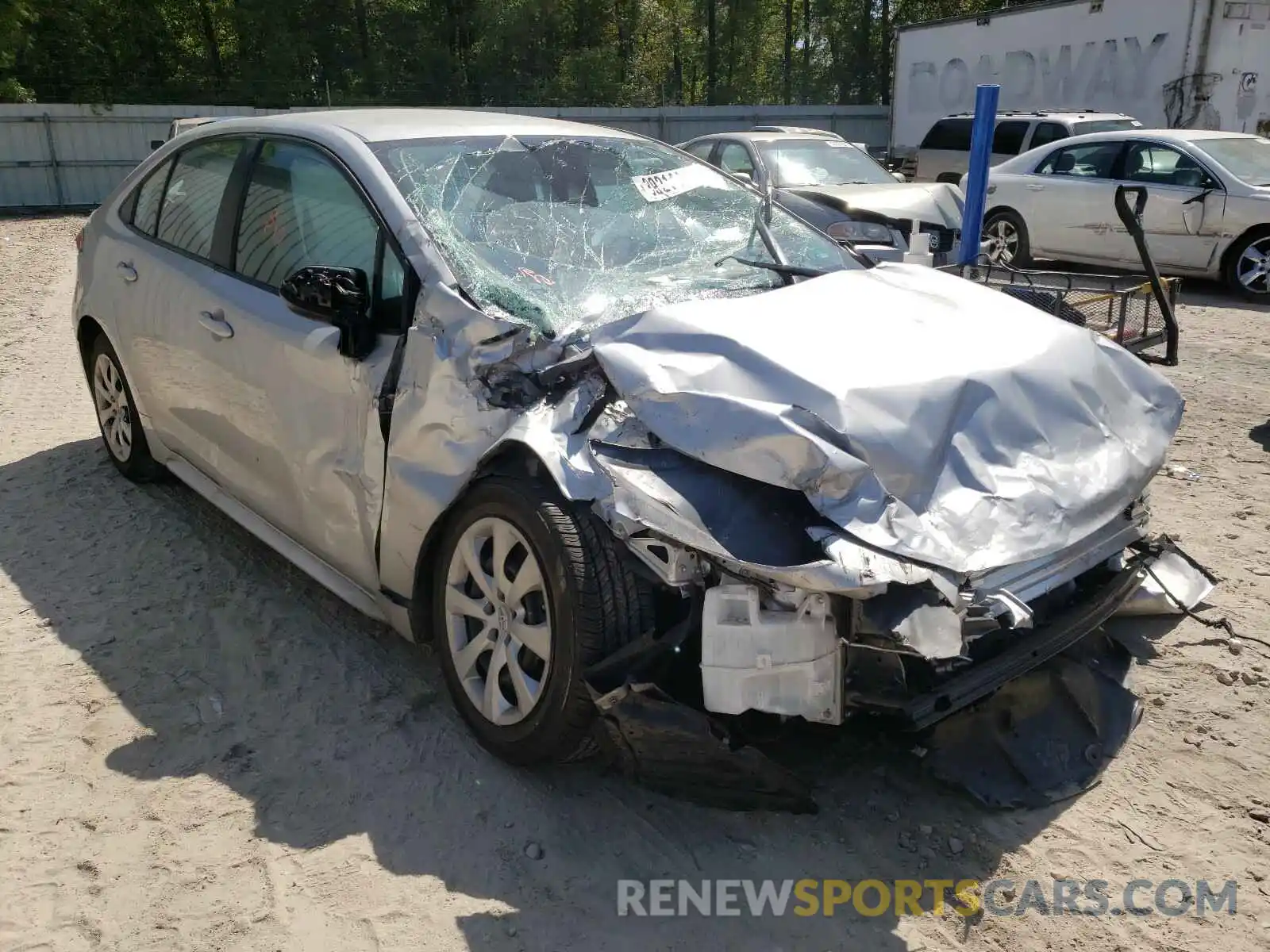 1 Photograph of a damaged car 5YFEPRAE5LP126087 TOYOTA COROLLA 2020