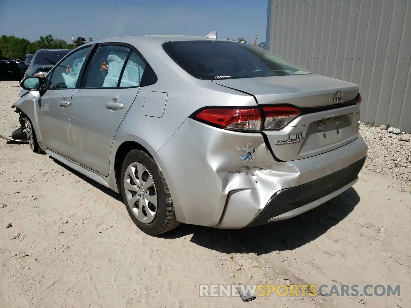 3 Photograph of a damaged car 5YFEPRAE5LP126087 TOYOTA COROLLA 2020