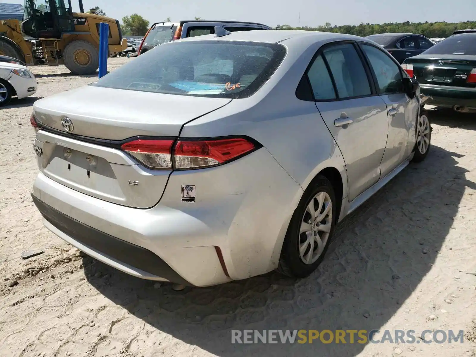 4 Photograph of a damaged car 5YFEPRAE5LP126087 TOYOTA COROLLA 2020