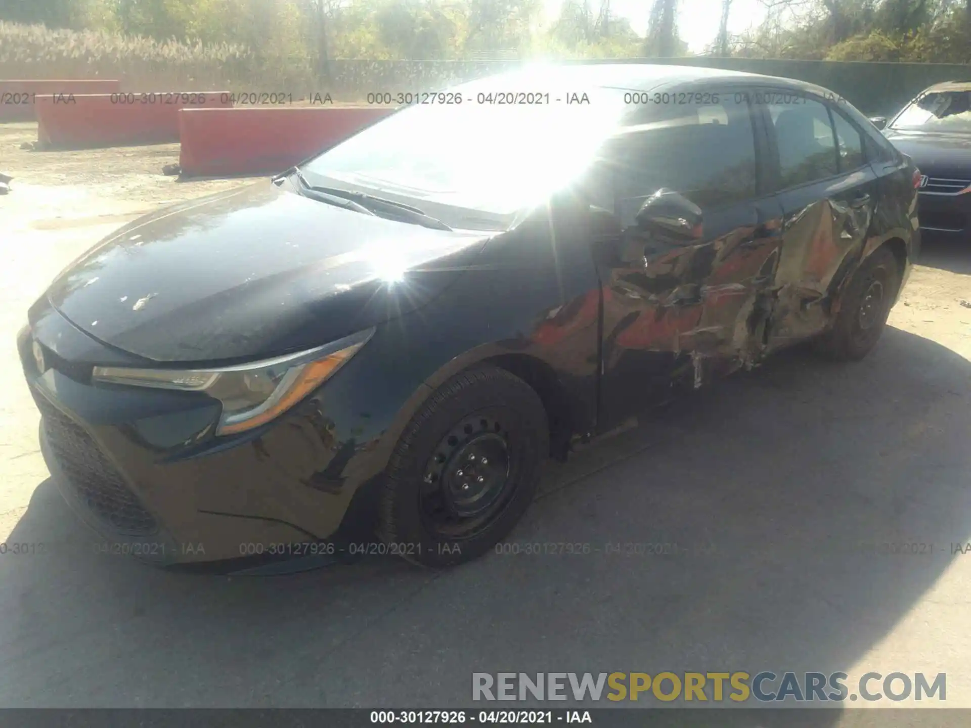 2 Photograph of a damaged car 5YFEPRAE5LP127479 TOYOTA COROLLA 2020