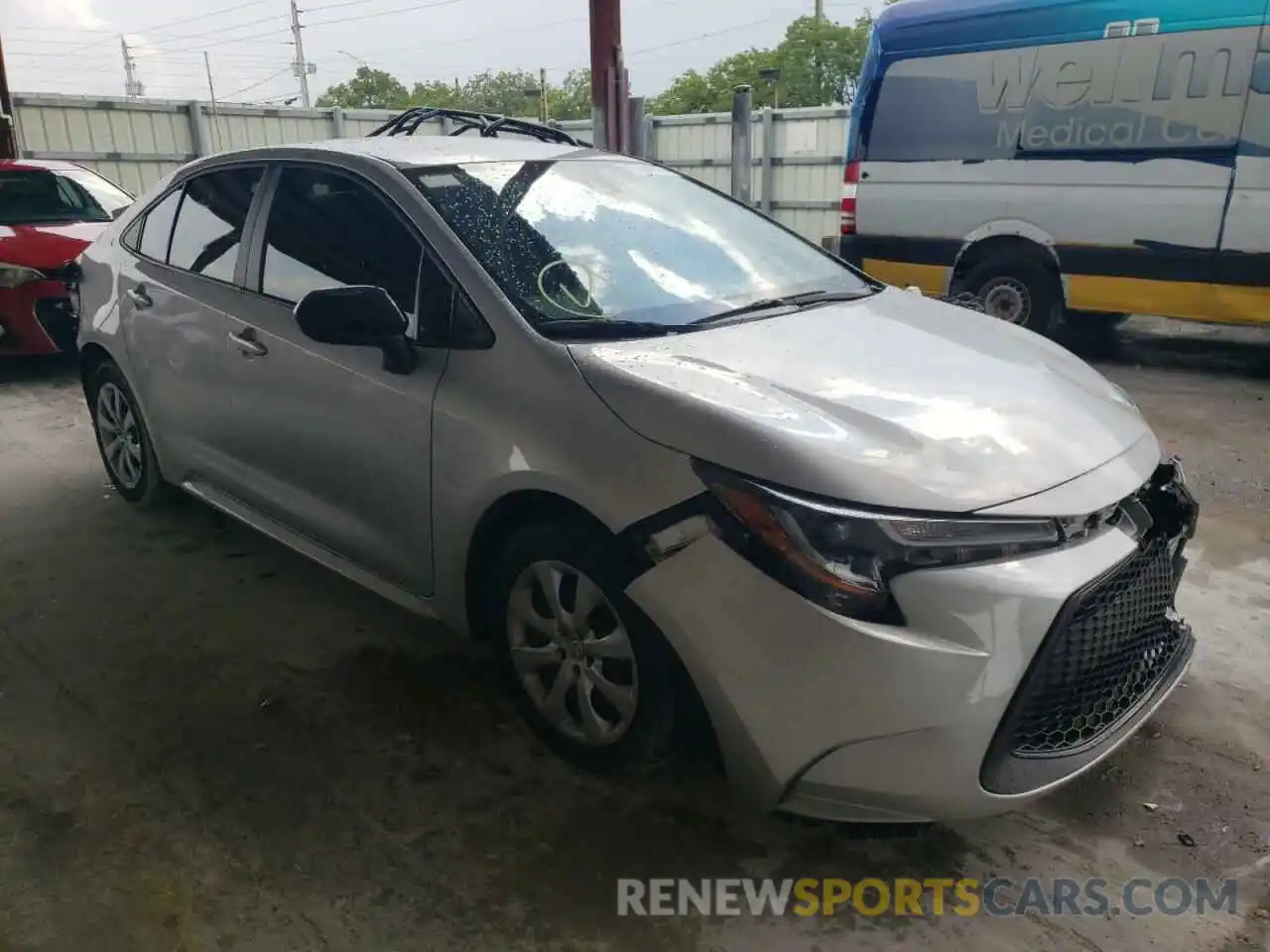 1 Photograph of a damaged car 5YFEPRAE5LP128129 TOYOTA COROLLA 2020