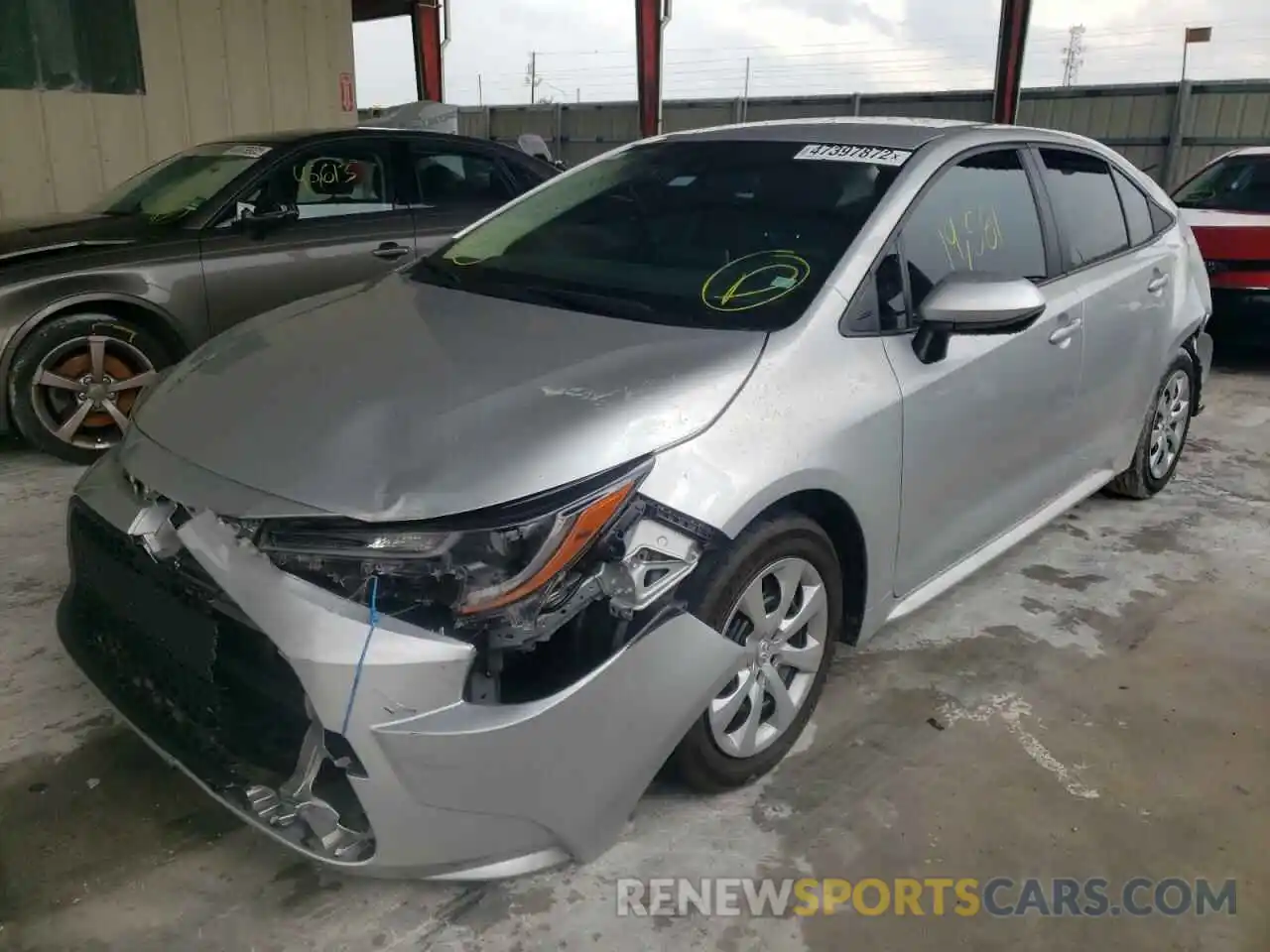 2 Photograph of a damaged car 5YFEPRAE5LP128129 TOYOTA COROLLA 2020