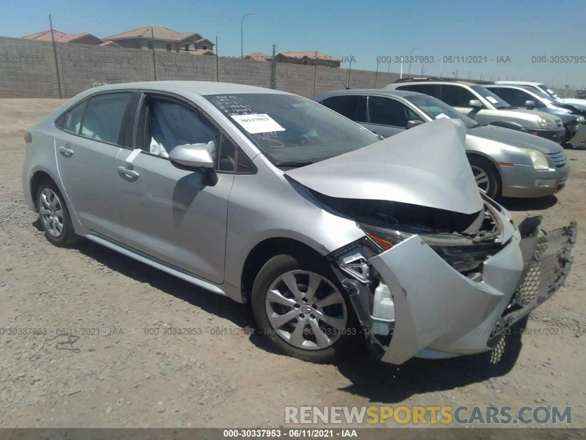 1 Photograph of a damaged car 5YFEPRAE5LP130107 TOYOTA COROLLA 2020