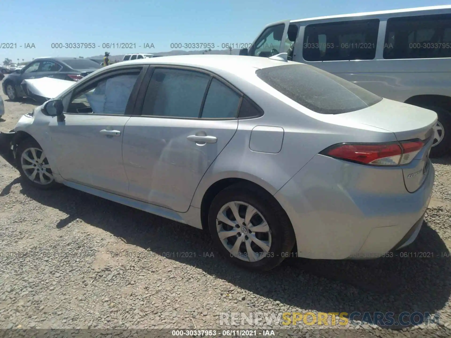 3 Photograph of a damaged car 5YFEPRAE5LP130107 TOYOTA COROLLA 2020