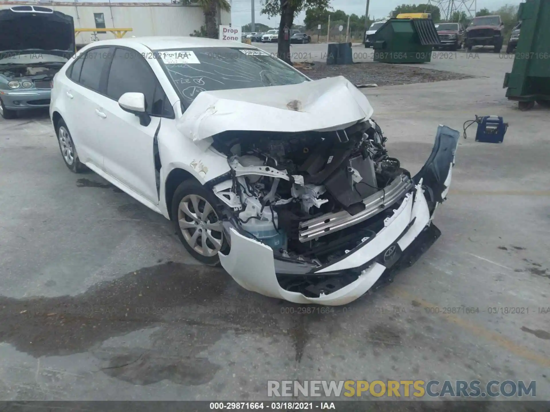 1 Photograph of a damaged car 5YFEPRAE5LP130656 TOYOTA COROLLA 2020