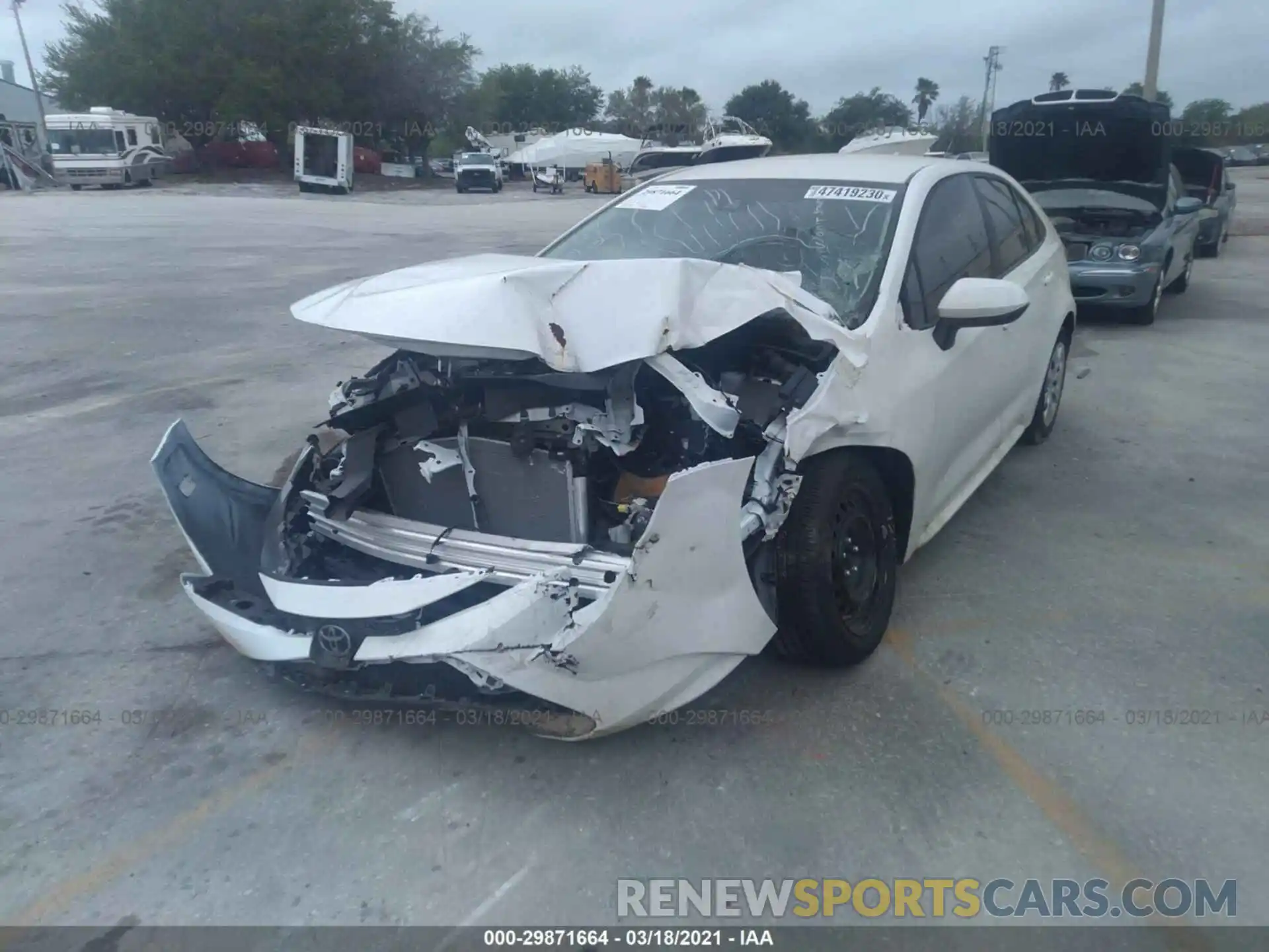 2 Photograph of a damaged car 5YFEPRAE5LP130656 TOYOTA COROLLA 2020