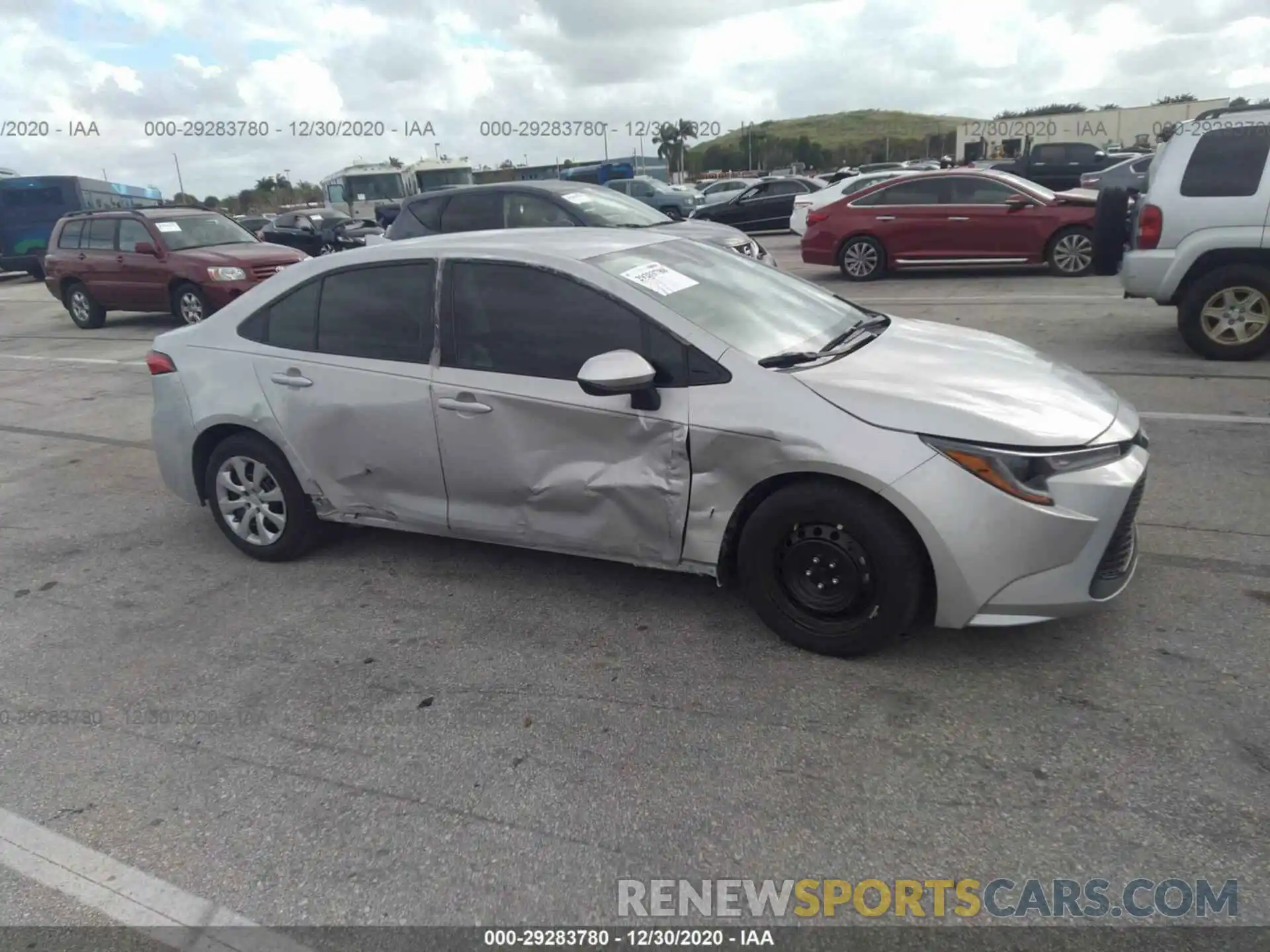 6 Photograph of a damaged car 5YFEPRAE5LP133220 TOYOTA COROLLA 2020