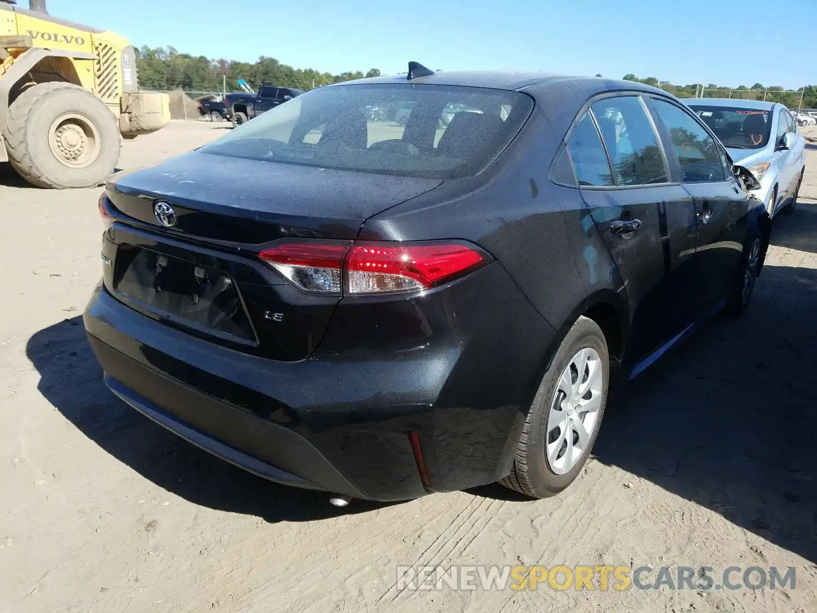 4 Photograph of a damaged car 5YFEPRAE5LP134660 TOYOTA COROLLA 2020