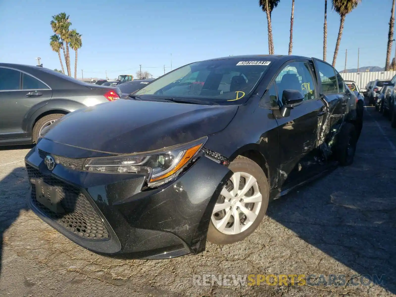 2 Photograph of a damaged car 5YFEPRAE5LP135419 TOYOTA COROLLA 2020