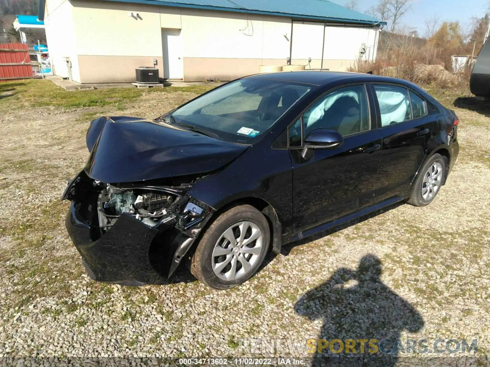 2 Photograph of a damaged car 5YFEPRAE5LP138613 TOYOTA COROLLA 2020