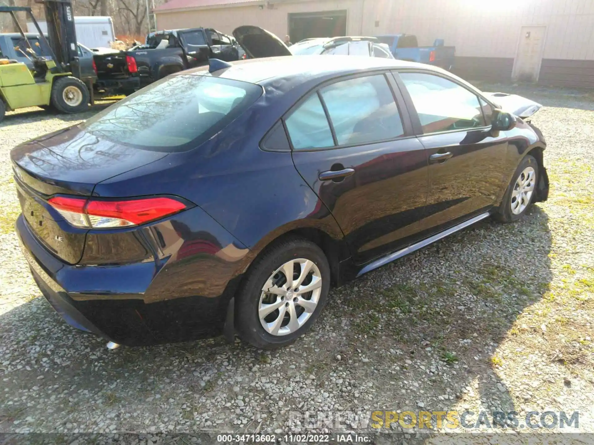 4 Photograph of a damaged car 5YFEPRAE5LP138613 TOYOTA COROLLA 2020