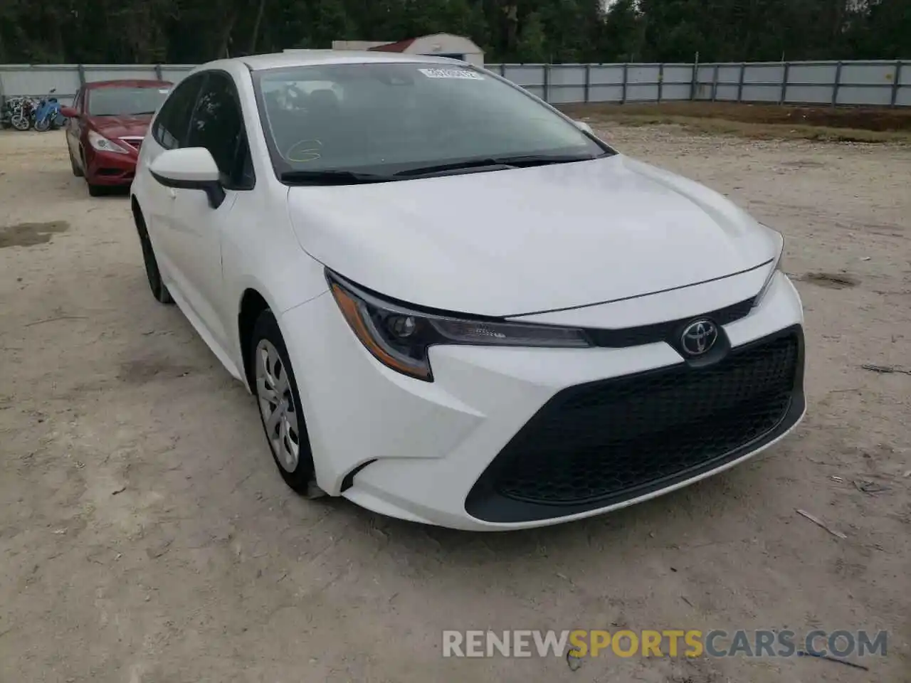 1 Photograph of a damaged car 5YFEPRAE5LP138661 TOYOTA COROLLA 2020