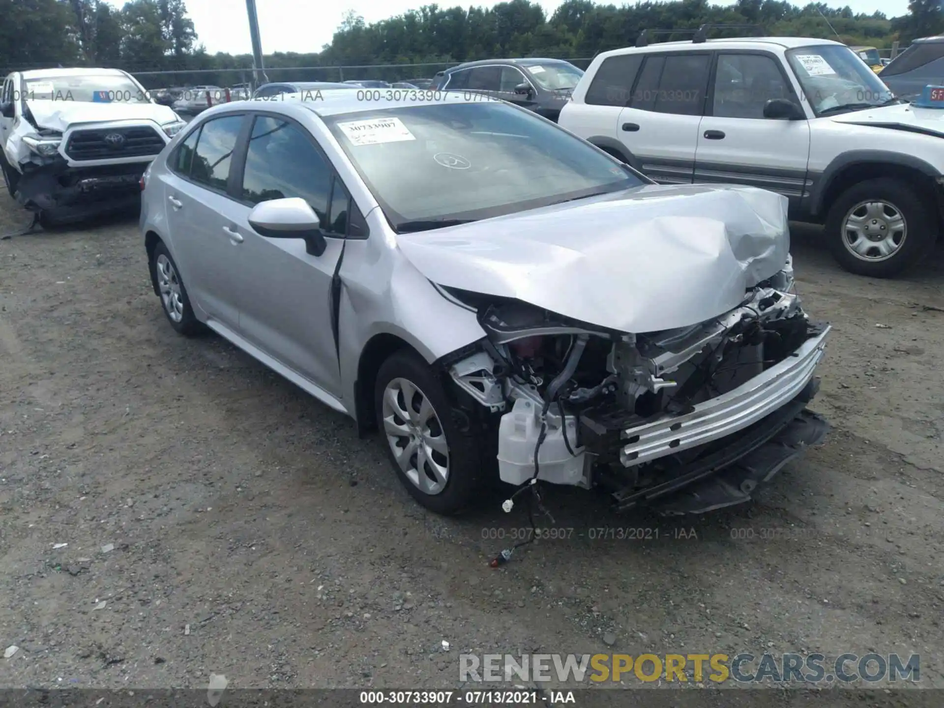 1 Photograph of a damaged car 5YFEPRAE5LP139194 TOYOTA COROLLA 2020