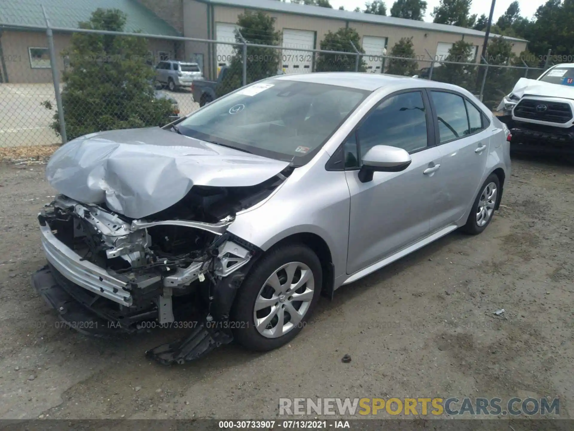 2 Photograph of a damaged car 5YFEPRAE5LP139194 TOYOTA COROLLA 2020