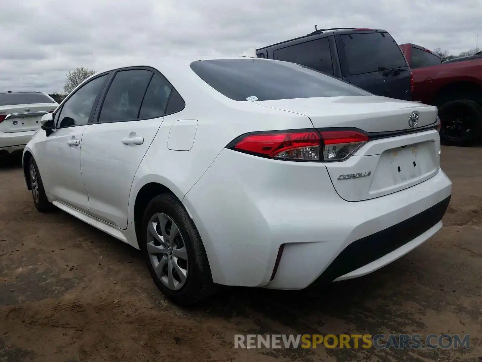 3 Photograph of a damaged car 5YFEPRAE5LP140426 TOYOTA COROLLA 2020