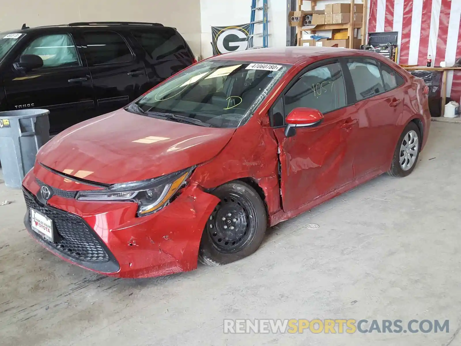 2 Photograph of a damaged car 5YFEPRAE5LP141088 TOYOTA COROLLA 2020