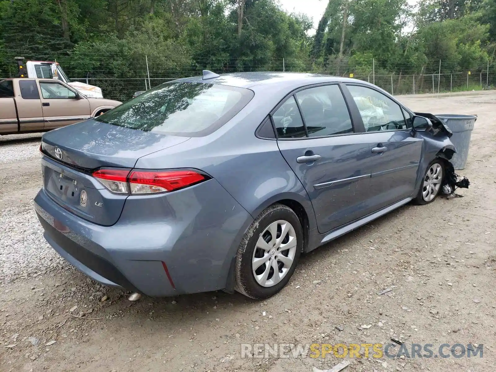 4 Photograph of a damaged car 5YFEPRAE5LP141110 TOYOTA COROLLA 2020