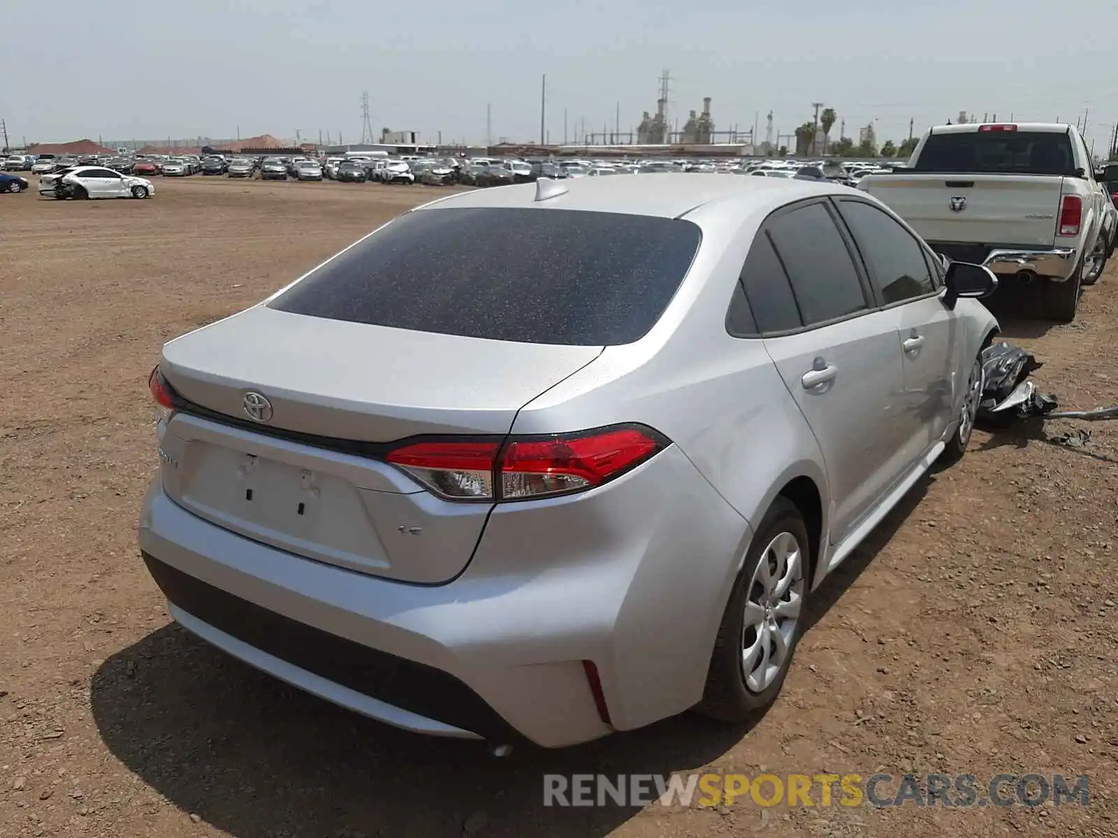 4 Photograph of a damaged car 5YFEPRAE5LP142449 TOYOTA COROLLA 2020