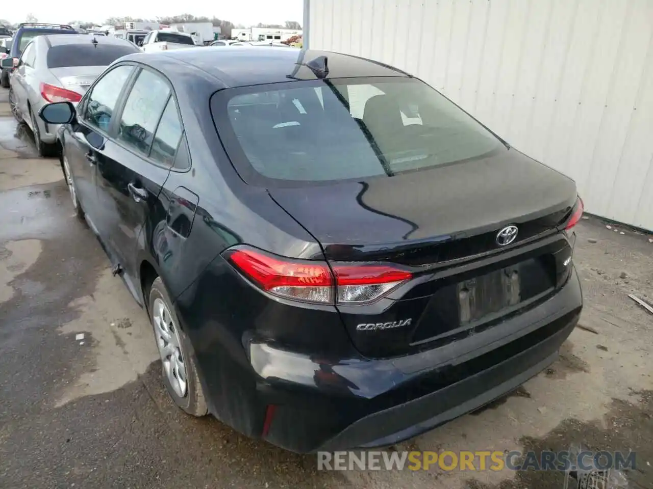 3 Photograph of a damaged car 5YFEPRAE5LP142886 TOYOTA COROLLA 2020