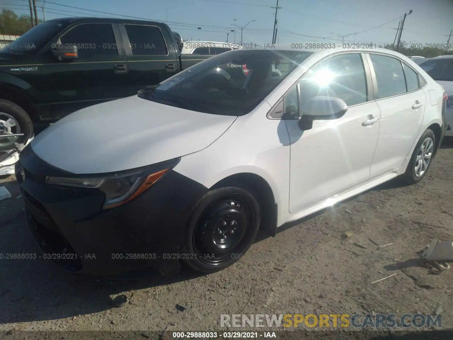 2 Photograph of a damaged car 5YFEPRAE5LP144900 TOYOTA COROLLA 2020