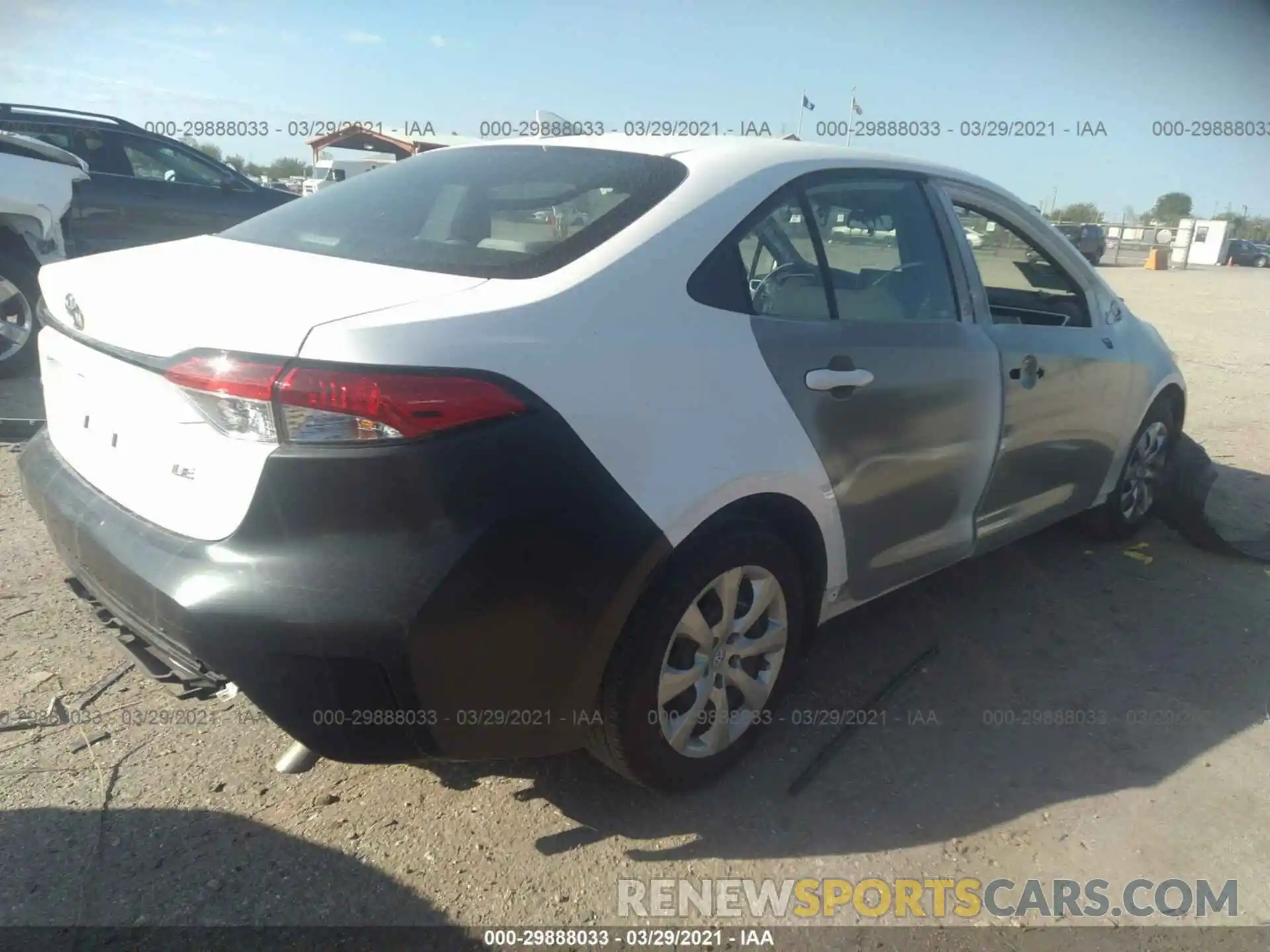 4 Photograph of a damaged car 5YFEPRAE5LP144900 TOYOTA COROLLA 2020