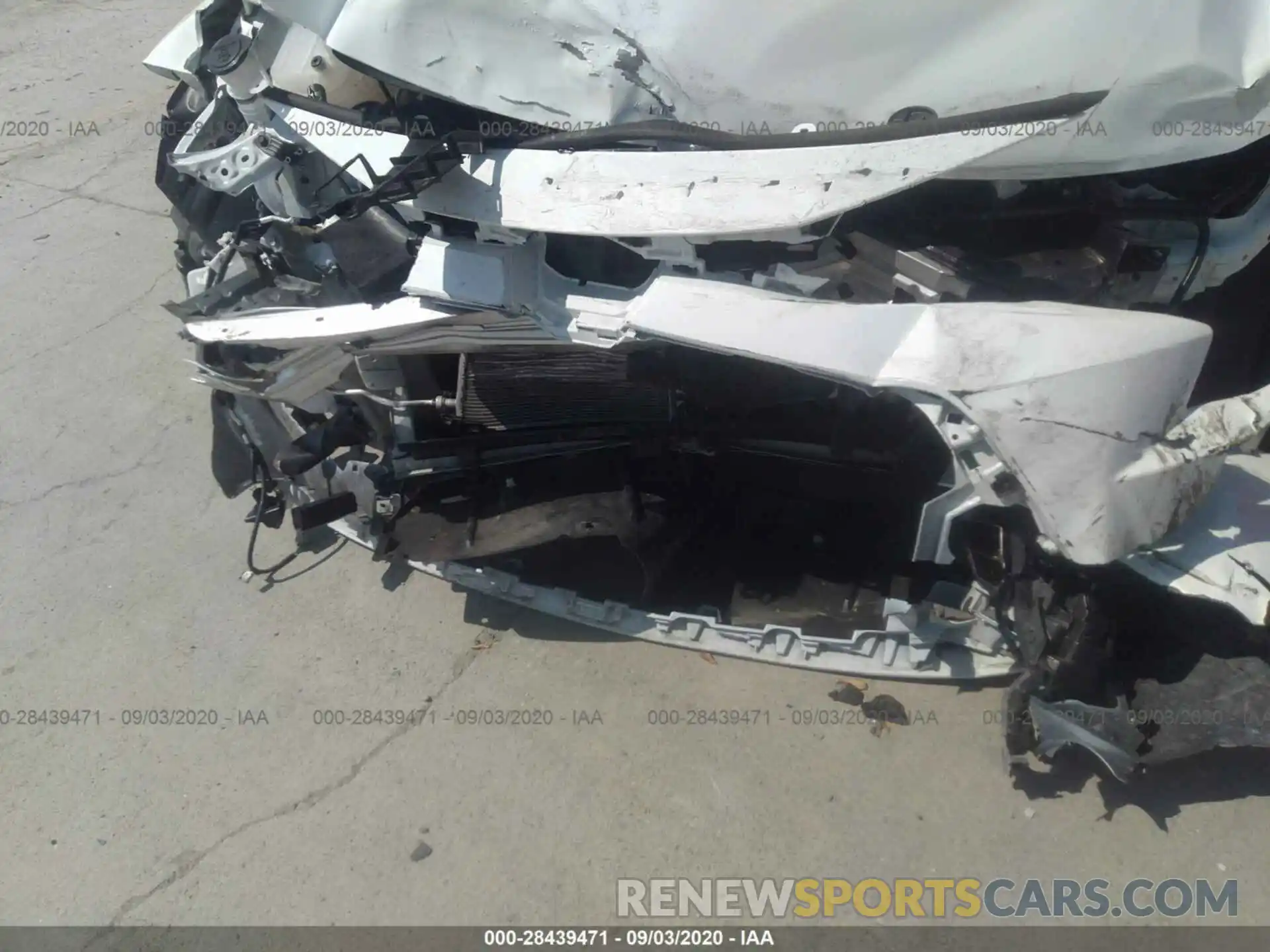 6 Photograph of a damaged car 5YFEPRAE6LP005259 TOYOTA COROLLA 2020