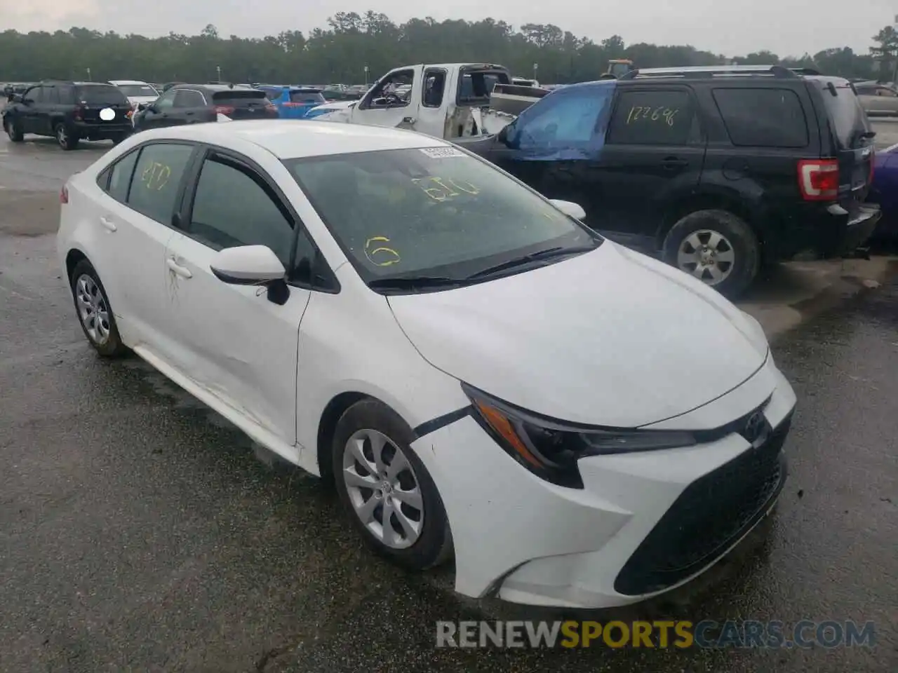 1 Photograph of a damaged car 5YFEPRAE6LP005777 TOYOTA COROLLA 2020