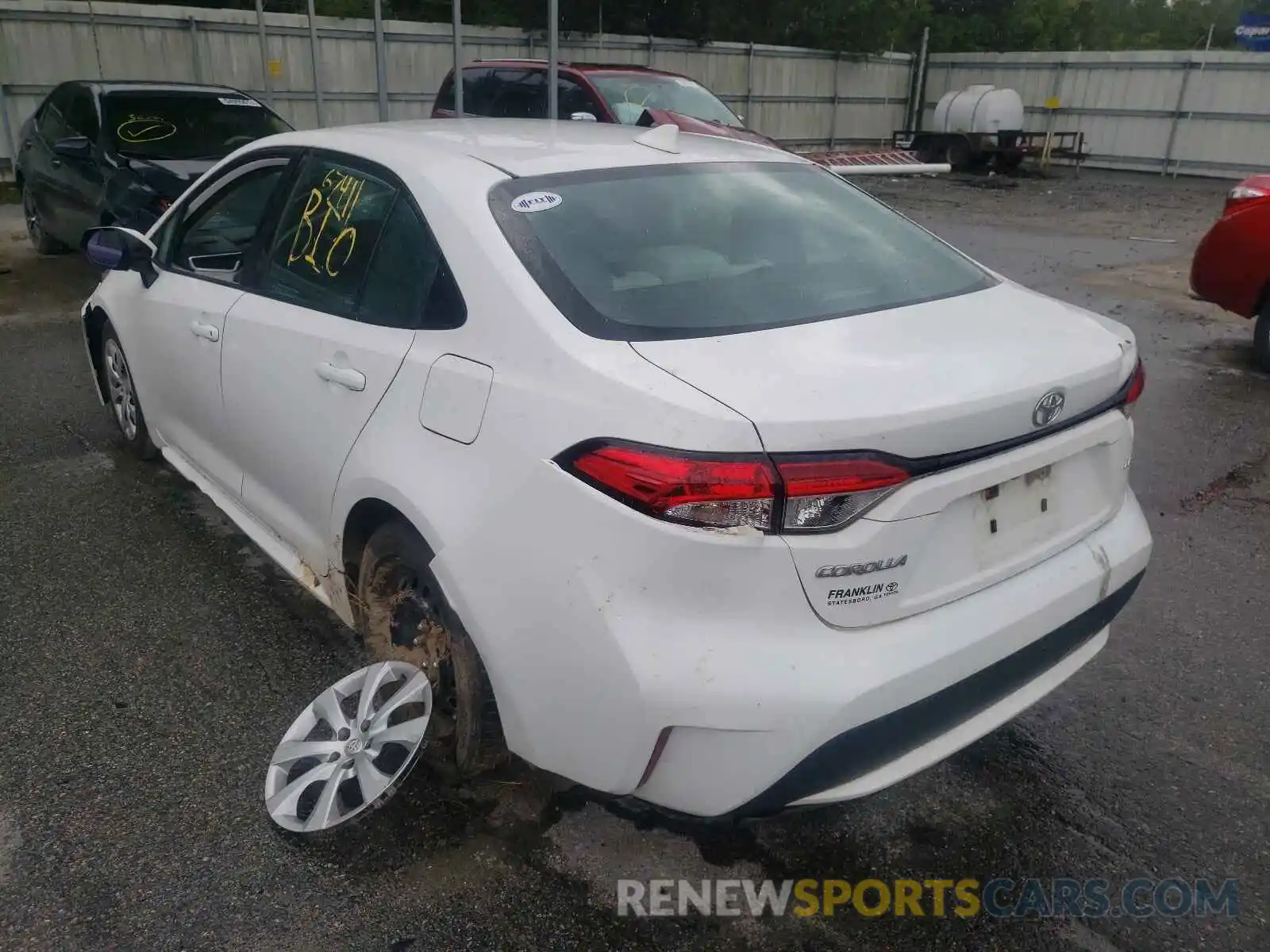 3 Photograph of a damaged car 5YFEPRAE6LP005777 TOYOTA COROLLA 2020