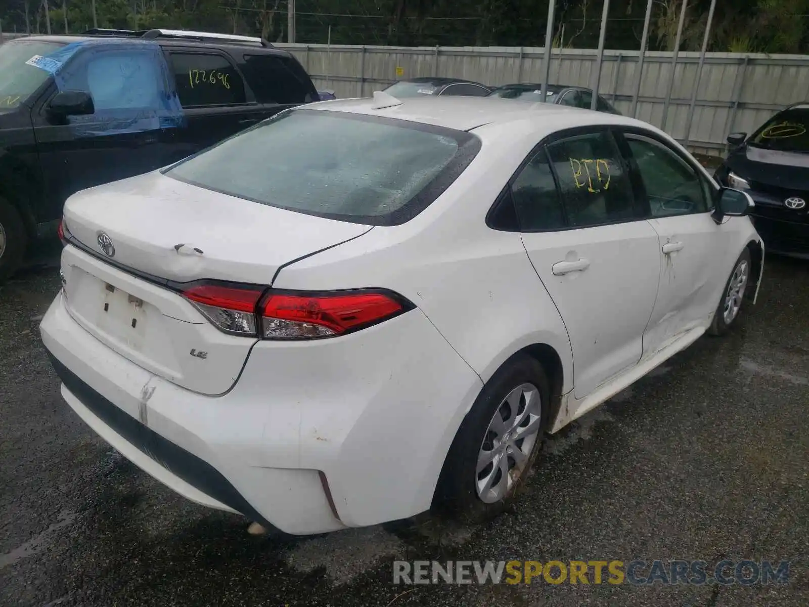 4 Photograph of a damaged car 5YFEPRAE6LP005777 TOYOTA COROLLA 2020