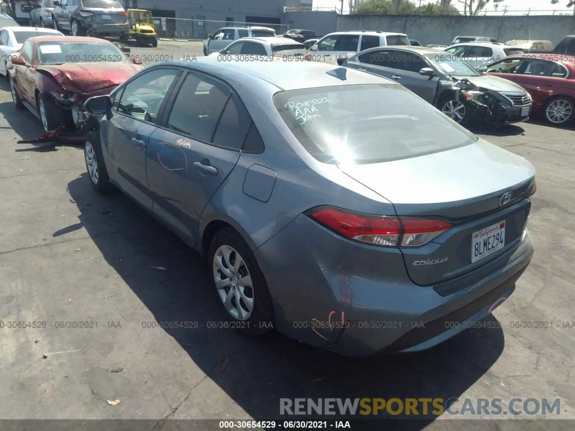 3 Photograph of a damaged car 5YFEPRAE6LP007657 TOYOTA COROLLA 2020