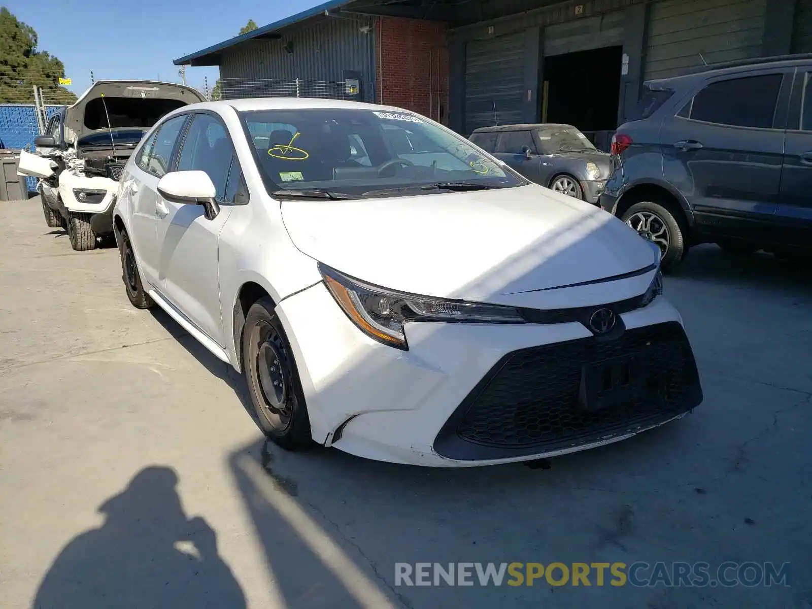 1 Photograph of a damaged car 5YFEPRAE6LP007884 TOYOTA COROLLA 2020