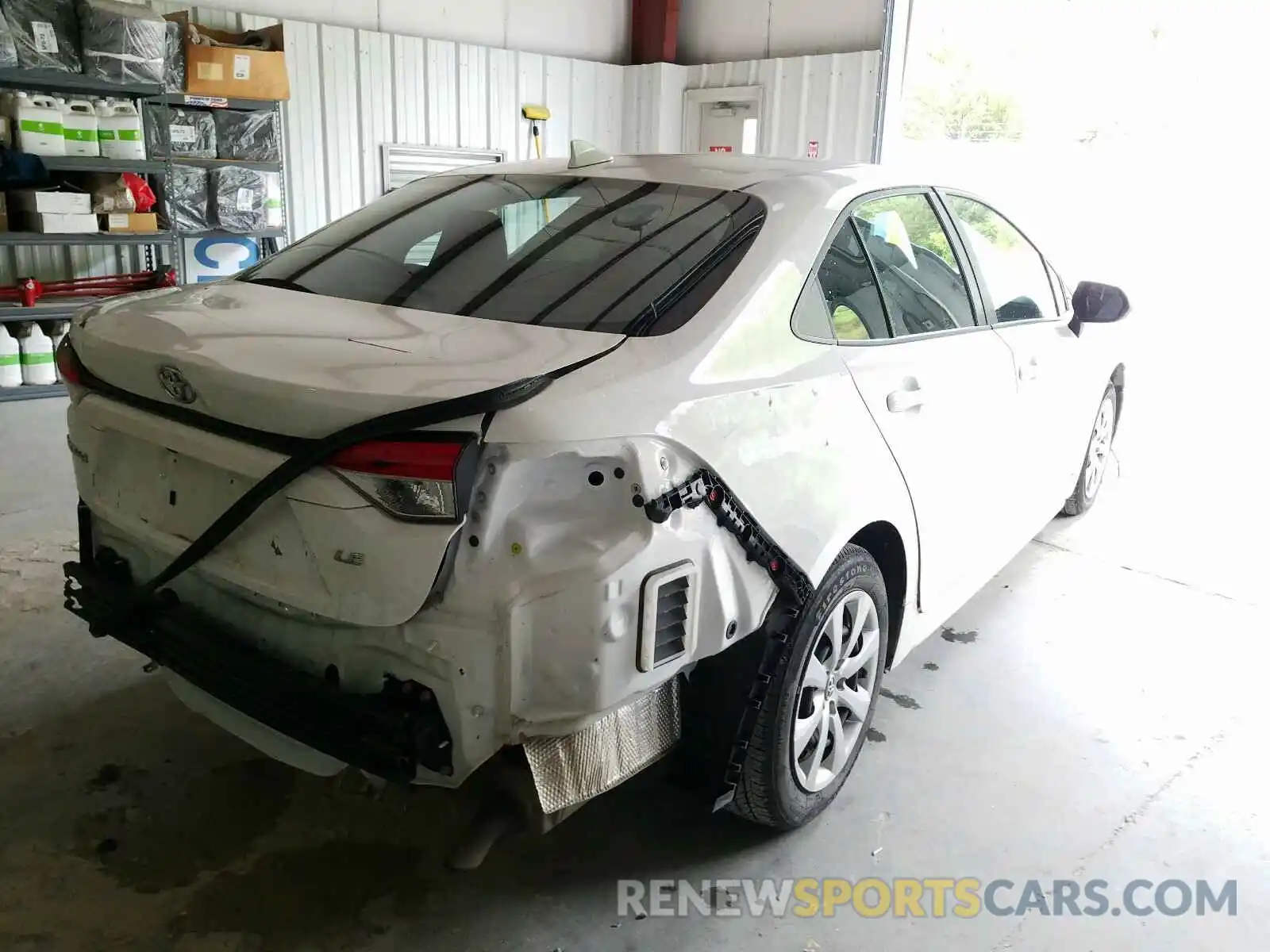 4 Photograph of a damaged car 5YFEPRAE6LP010848 TOYOTA COROLLA 2020