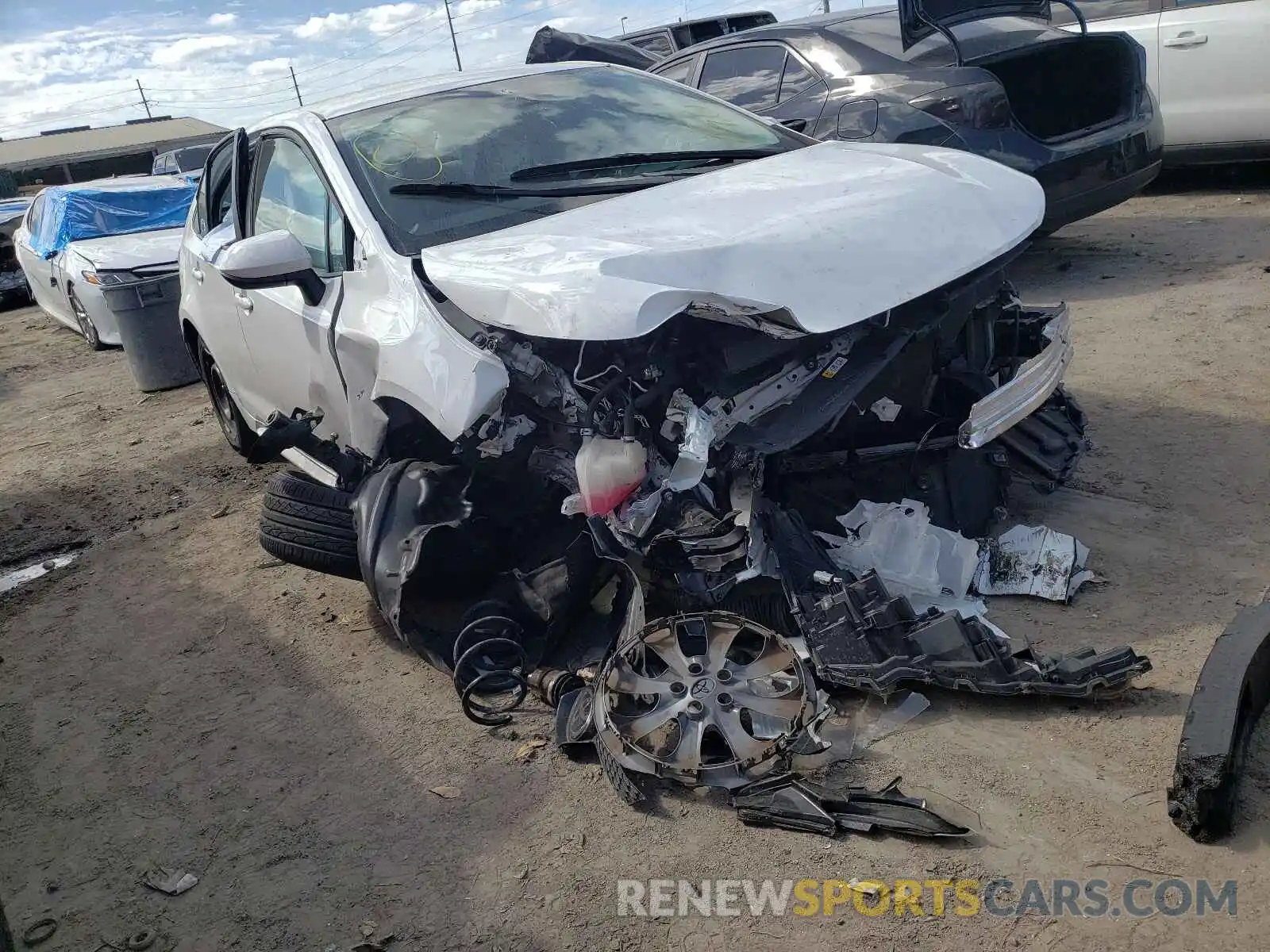 1 Photograph of a damaged car 5YFEPRAE6LP013488 TOYOTA COROLLA 2020