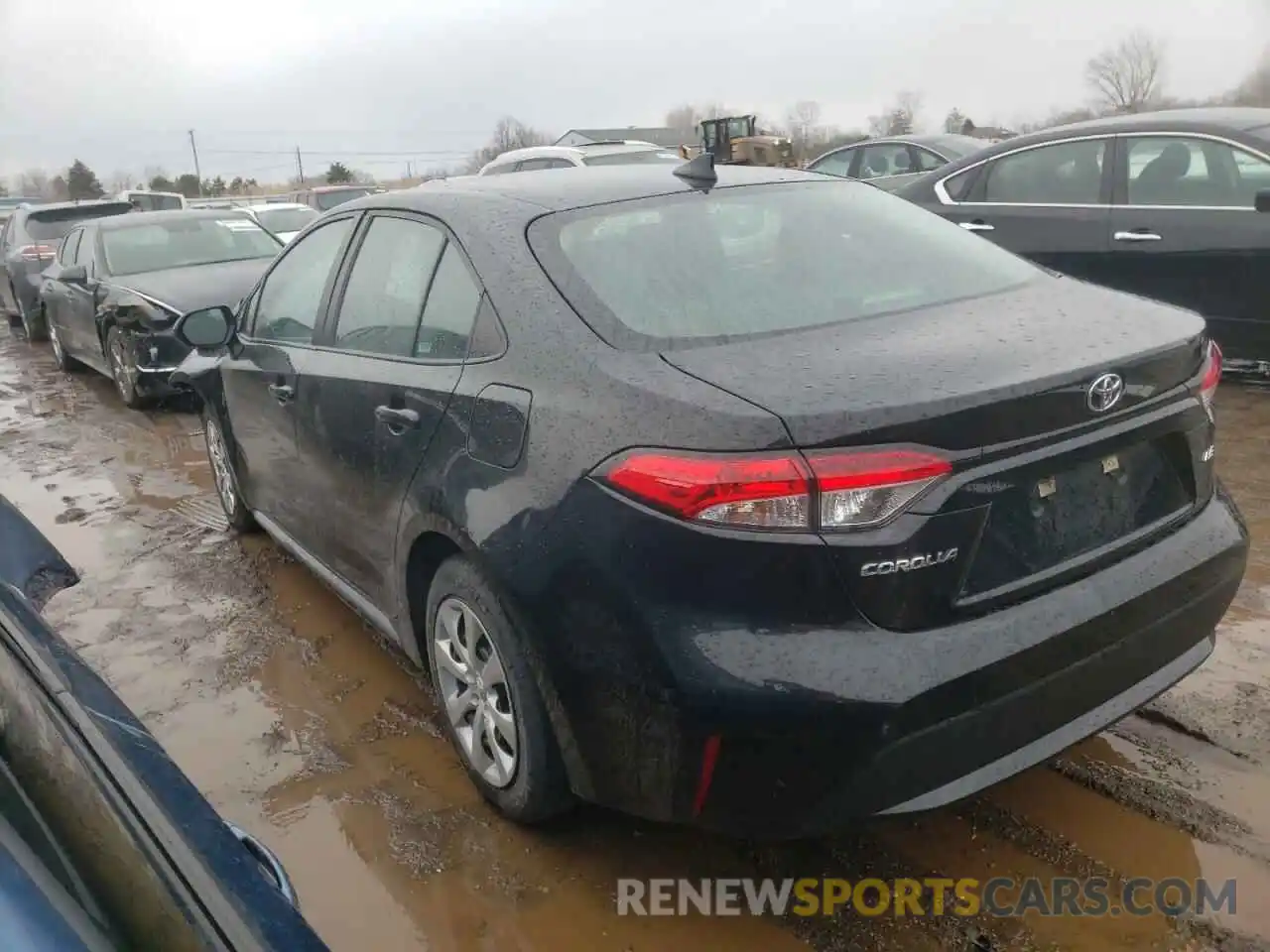 3 Photograph of a damaged car 5YFEPRAE6LP021011 TOYOTA COROLLA 2020