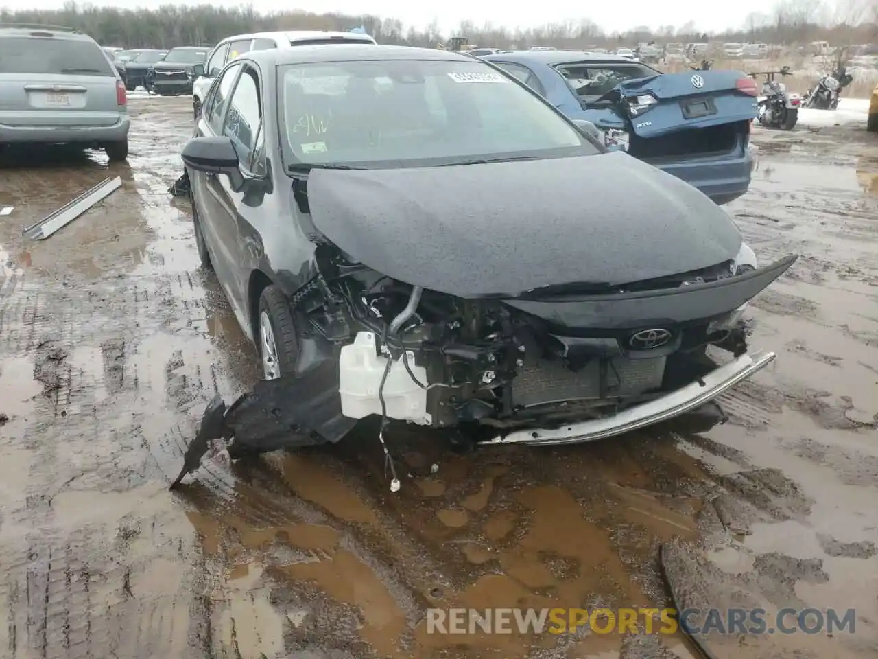 9 Photograph of a damaged car 5YFEPRAE6LP021011 TOYOTA COROLLA 2020